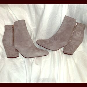 New 1.State Grey suede boots